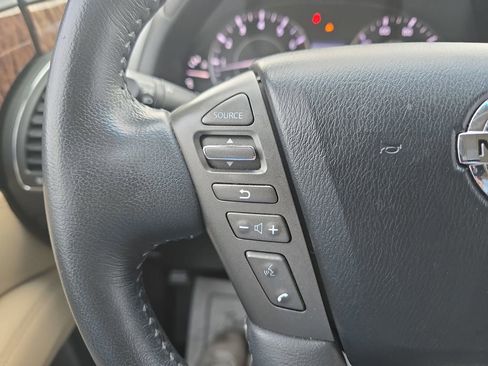 Used 2017 Nissan Armada Platinum image 23