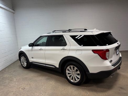Used 2021 Ford Explorer King Ranch w/ Premium Technology Package image 10