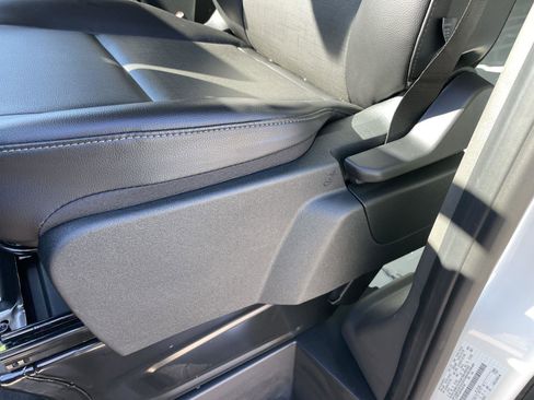 New 2026 Ford Transit 250 T-250 148  MED RF 9150 GV image 11