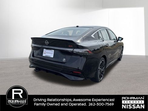 New 2026 Nissan Sentra SR w/ SR Premium Package image 5