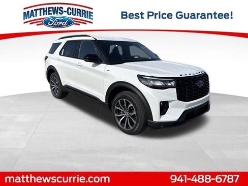 New 2026 Ford Explorer ST-Line AWD/4WD image 1