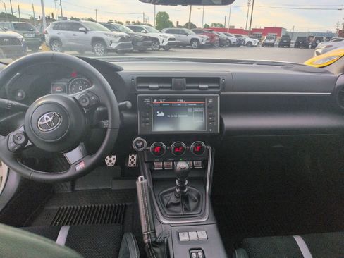 Certified 2026 Toyota GR86 Premium w/ ALL Weather Mat Package (TMS) RWD image 12