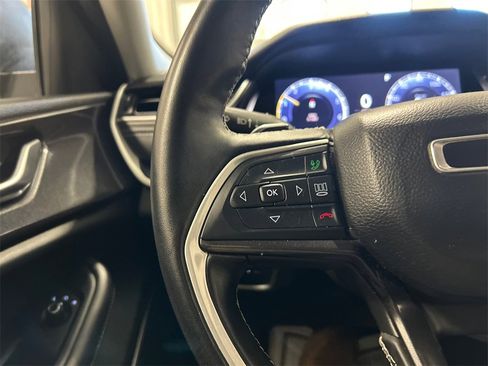 Used 2022 Jeep Grand Cherokee L Laredo w/ Luxury Tech Group I image 19