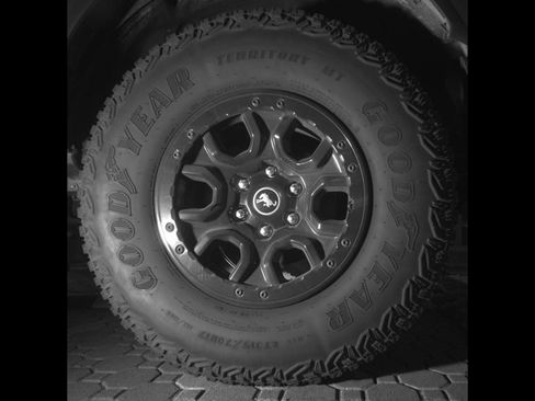 Used 2023 Ford Bronco Black Diamond w/ Sasquatch Package AWD/4WD image 9