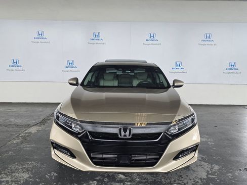 Used 2020 Honda Accord EX image 2
