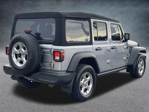 Used 2021 Jeep Wrangler Unlimited Sport image 3
