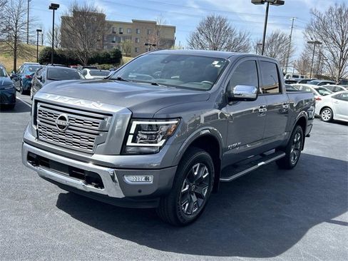 Used 2024 Nissan Titan Platinum Reserve w/ Moonroof Package image 8