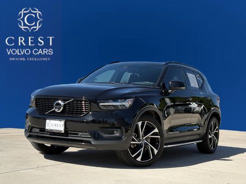 Used 2022 Volvo XC40 T5 R-Design w/ Advanced Package image 1