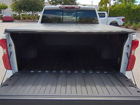 Used 2023 Chevrolet Silverado 1500 High Country w/ Z71 Off-Road Package image 13