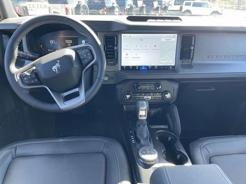 New 2026 Ford Bronco Big Bend w/ Black Diamond Package AWD/4WD image 4