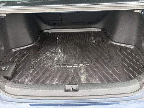 Used 2024 Honda Accord EX image 31