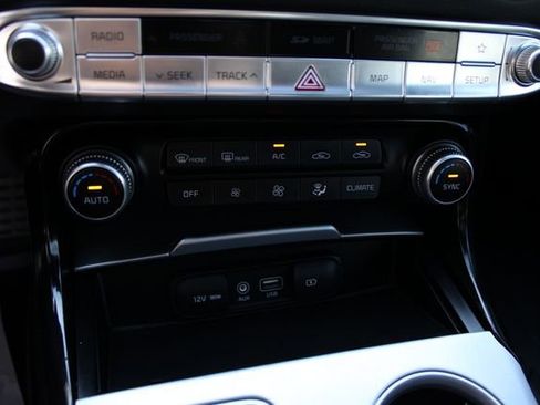 Used 2018 Kia Stinger GT2 image 17