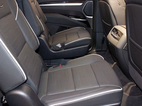 Used 2025 Cadillac Escalade Premium Luxury w/ Touring Package image 12