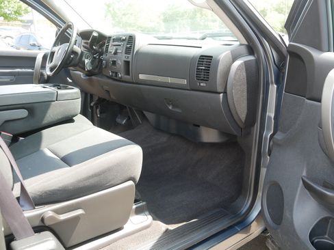 Used 2011 Chevrolet Silverado 1500 LT w/ All-Star Edition AWD/4WD image 17
