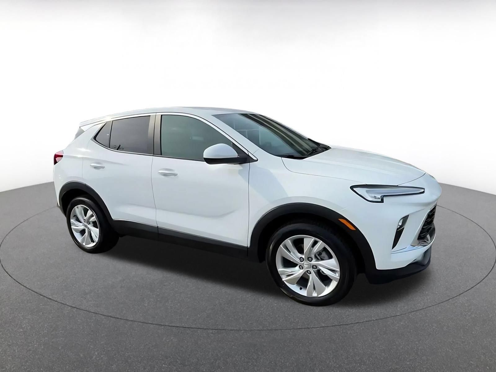 Used 2026 Buick Encore GX Preferred FWD image 2