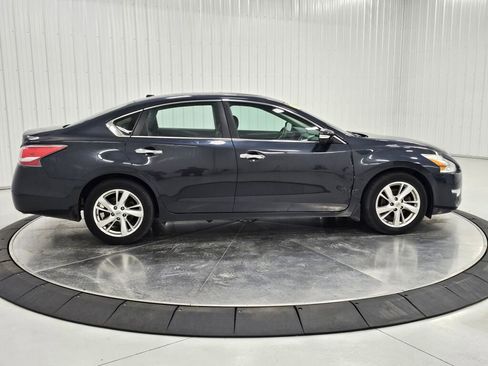 Used 2015 Nissan Altima 2.5 SL w/ Technology Package FWD image 6