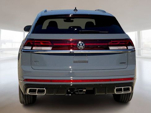 New 2026 Volkswagen Atlas Cross Sport SEL Premium R-Line AWD/4WD image 4