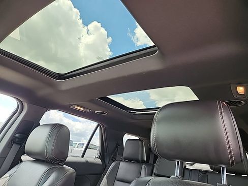 Used 2014 Ford Explorer Sport w/ Equipment Group 401A AWD/4WD image 30
