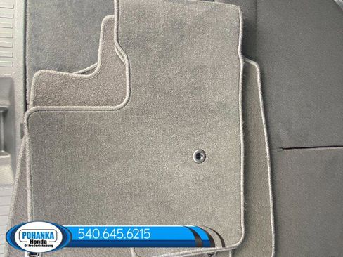 New 2025 Honda Pilot Sport image 6