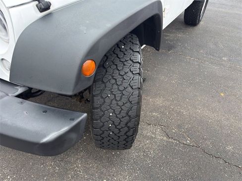 Used 2016 Jeep Wrangler Unlimited Sport w/ Quick Order Package 24S image 24