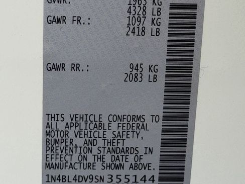Used 2025 Nissan Altima 2.5 SV FWD image 31
