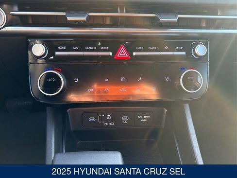 Certified 2025 Hyundai Santa Cruz SEL image 28