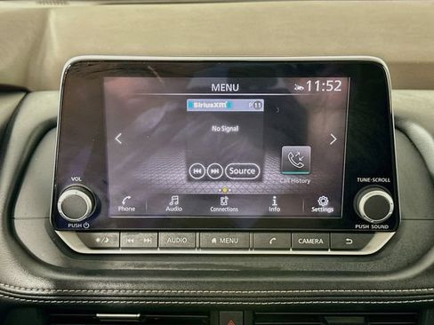 Used 2023 Nissan Rogue SV w/ SV Premium B Package AWD/4WD image 12