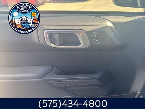 New 2025 Ford Bronco Badlands image 3