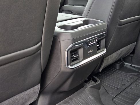 New 2026 GMC Sierra 1500 SLT image 23