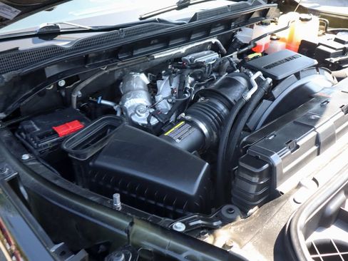 Used 2023 GMC Sierra 2500 AT4 w/ AT4 Preferred Package AWD/4WD image 14