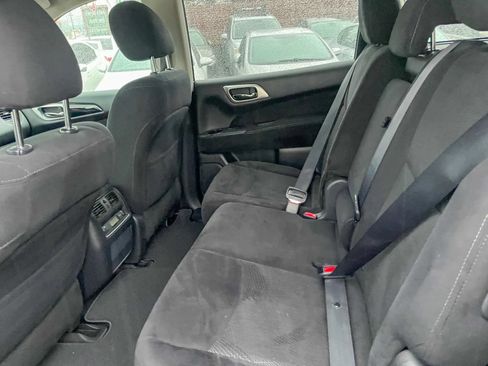 Used 2014 Nissan Pathfinder S FWD image 29