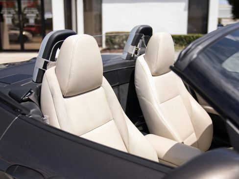 Used 2011 BMW Z4 sDrive30i RWD image 6