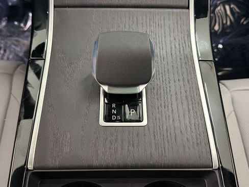 New 2026 Land Rover Range Rover Velar S AWD/4WD image 18