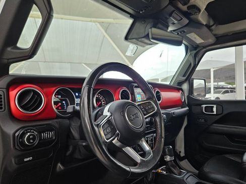 Used 2020 Jeep Gladiator Rubicon image 8