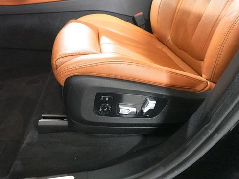 Used 2020 BMW X7 xDrive40i image 11