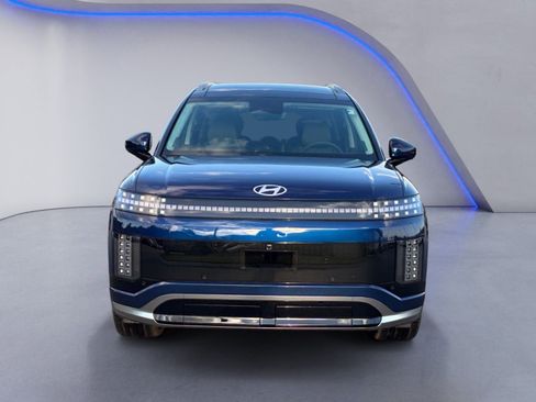 New 2026 Hyundai Ioniq 9 Calligraphy image 3