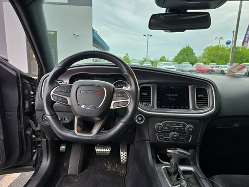 Used 2020 Dodge Charger Scat Pack RWD image 16