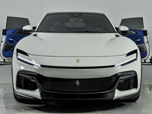 Used 2025 Ferrari Purosangue image 20