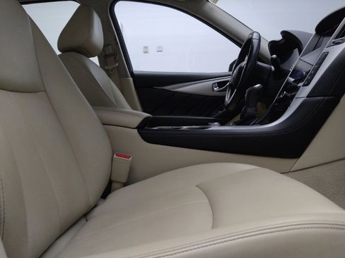 Used 2020 INFINITI Q50 Luxe w/ Essential Package (3.0T Luxe) RWD image 21