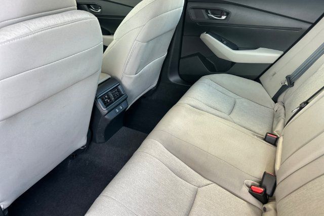 Certified 2025 Honda Accord SE image 14