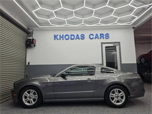 Used 2014 Ford Mustang Coupe w/ Equipment Group 102A RWD image 1