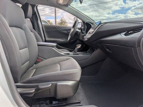 Used 2023 Chevrolet Malibu LT image 30