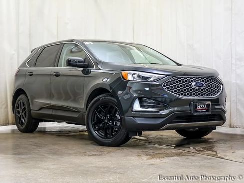 Used 2024 Ford Edge SEL AWD/4WD image 2