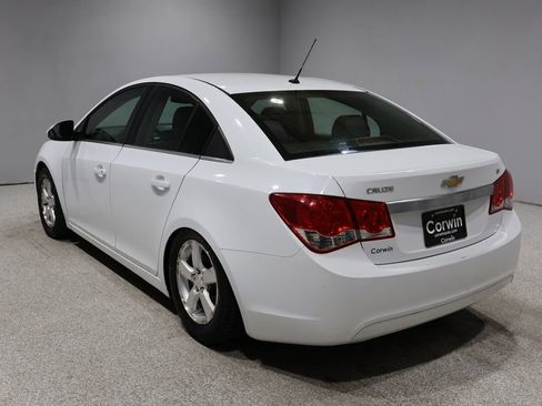 Used 2012 Chevrolet Cruze LT image 4