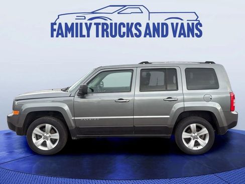 Used 2014 Jeep Patriot Limited image 2