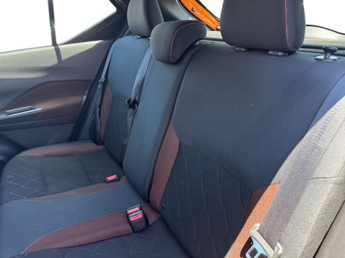 Used 2019 Nissan Kicks SR FWD image 13