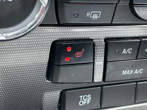 Used 2012 Ford Fusion SEL image 36