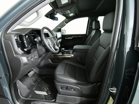 New 2026 Chevrolet Silverado 1500 LT Trail Boss w/ Convenience Package II image 5