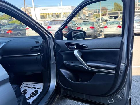 Used 2022 Mitsubishi Eclipse Cross SEL AWD/4WD image 32