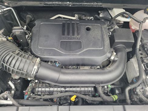 Used 2025 Chevrolet Blazer LT FWD image 30